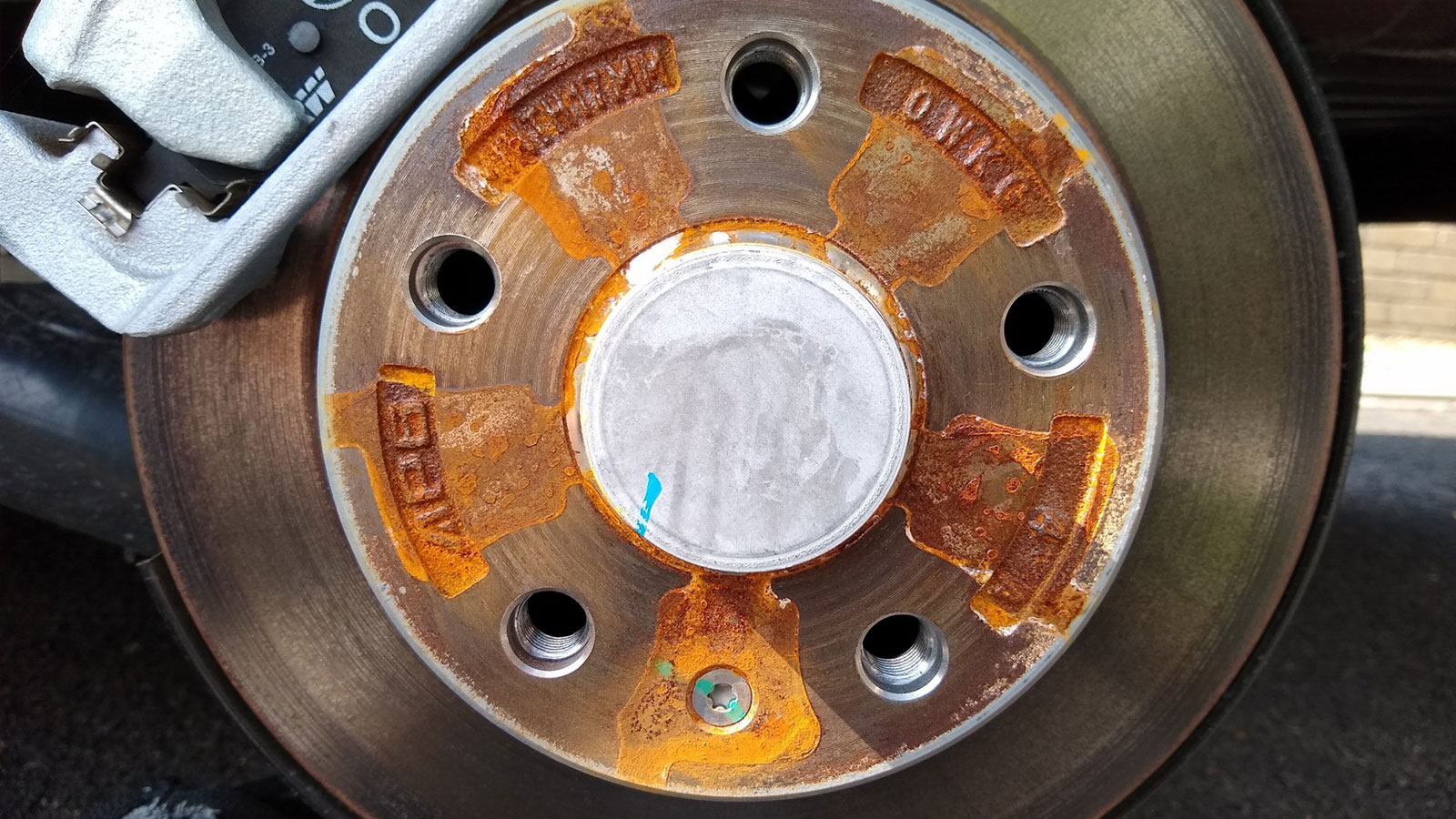 Ηλεκτροχημική διάβρωση: Πώς σταματάς το πιο «ύπουλο» είδος διάβρωσης; 